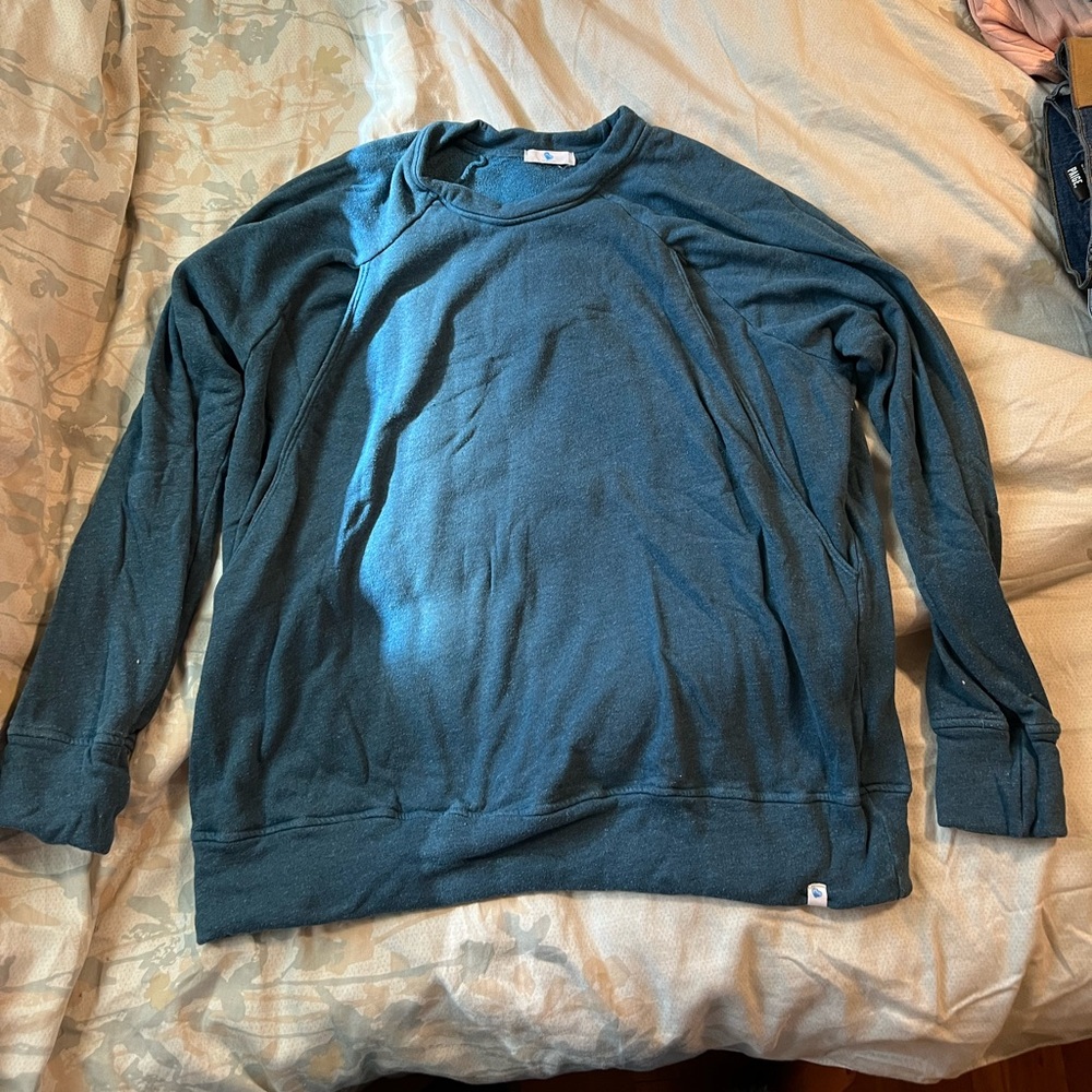 Nursing sweatshirt bundle